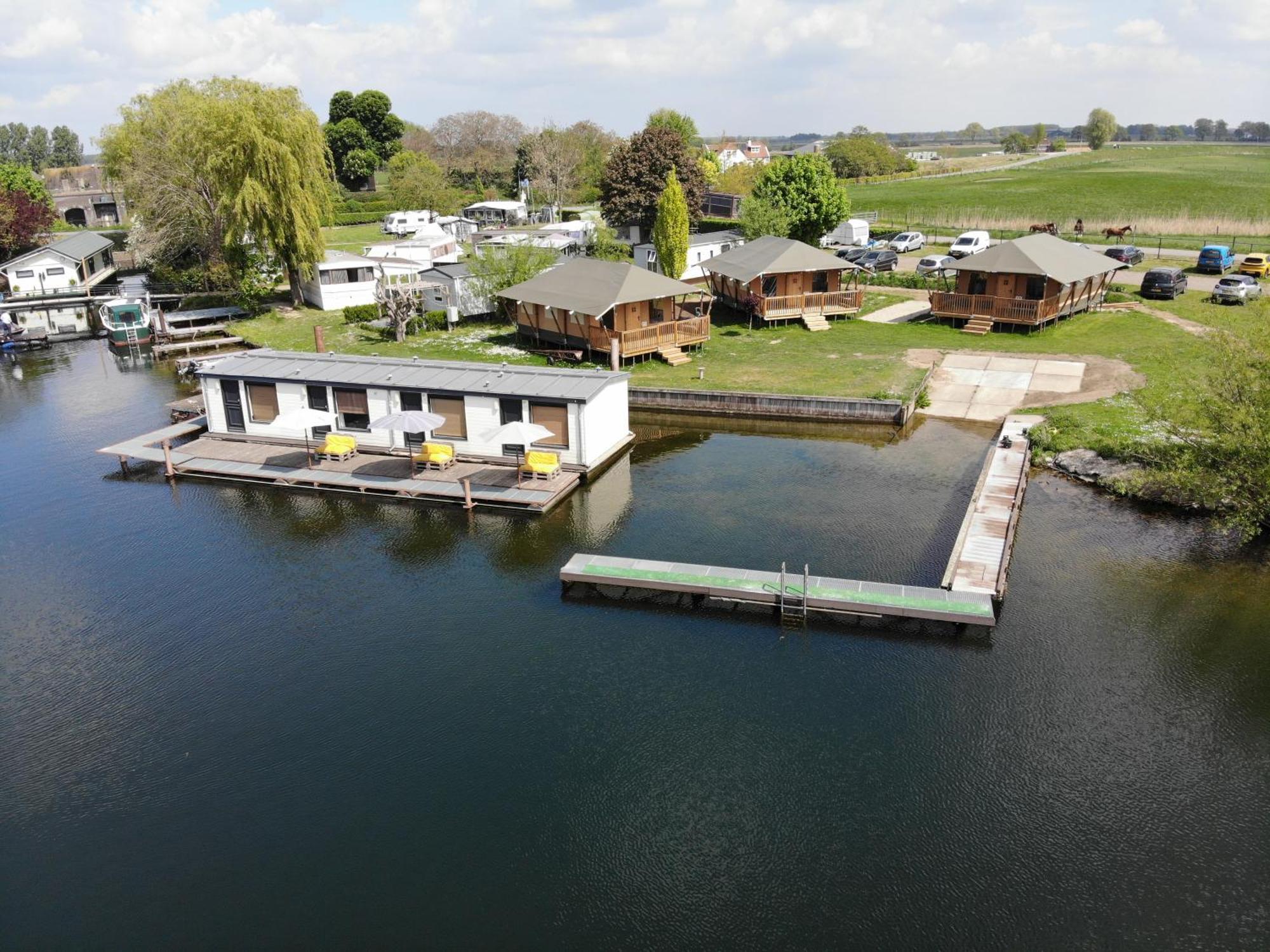 Aparthotel Floatel - de Schans Alphen Benedeneind Exterior foto